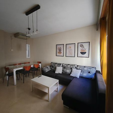 Appartamento Escapada Santa Justa Siviglia Esterno foto