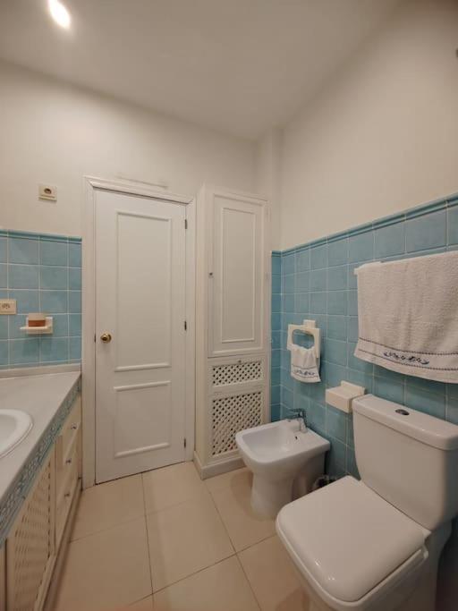 Appartamento Escapada Santa Justa Siviglia Esterno foto